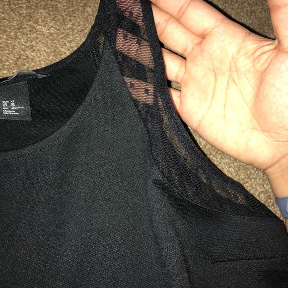 Black dress - Picture 2 of 3